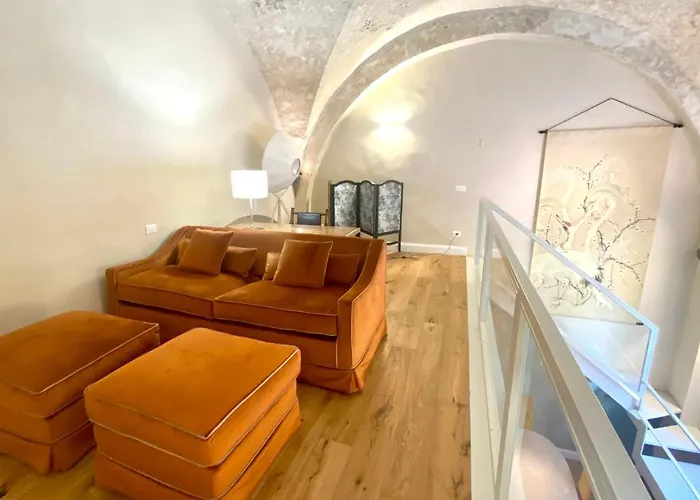Accademia Newly Renovated Ancient Abbey Daire Floransa
