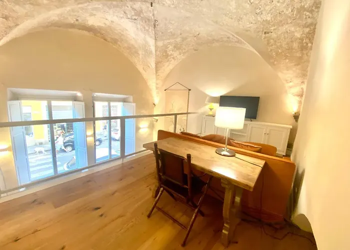 Accademia Newly Renovated Ancient Abbey * Floransa