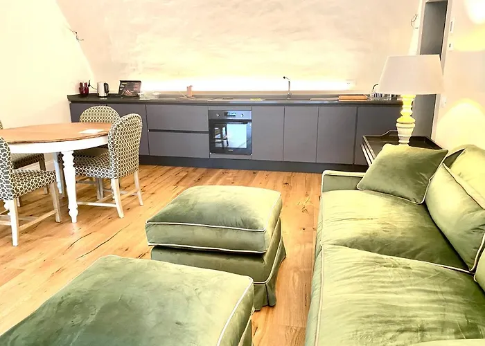 Daire Accademia Newly Renovated Ancient Abbey *